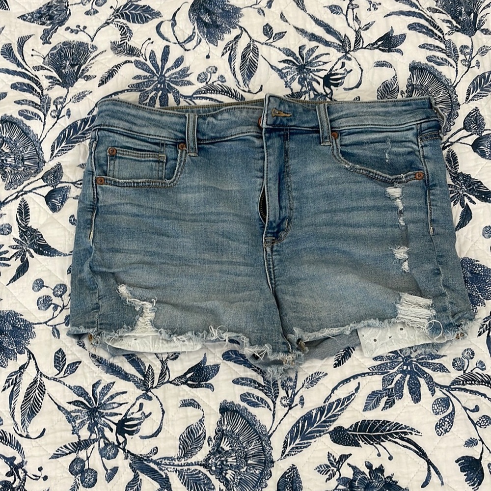American Eagle Hi-Rise Shortie Shorts Size 16